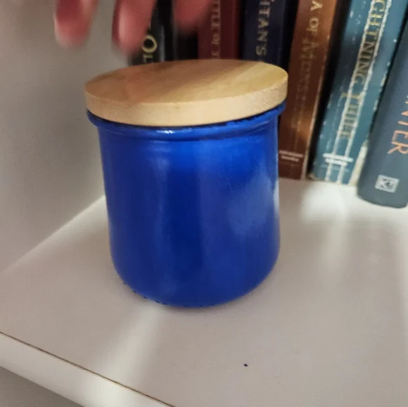 Crochet Octopus in Upcycled Jar - Picture 7 of 8